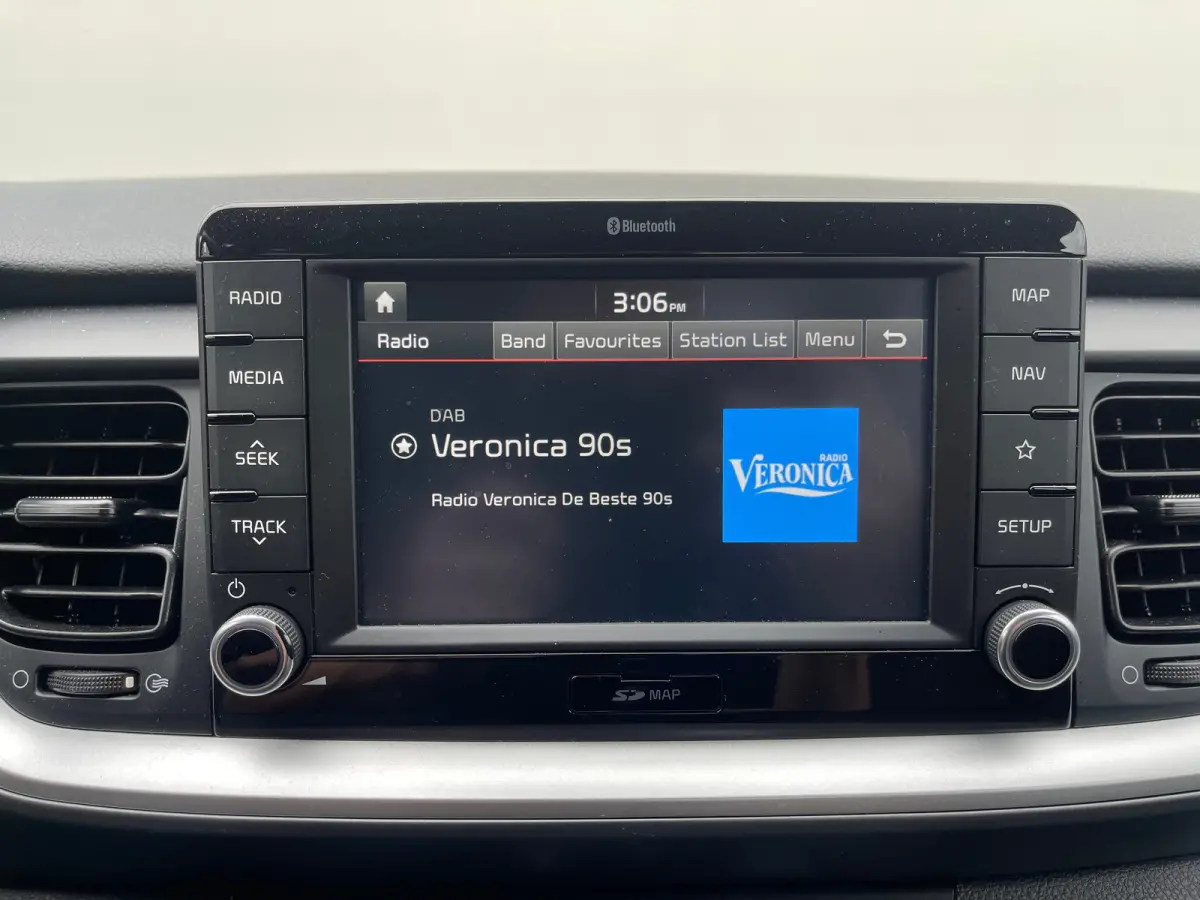 1.0 T-GDi Dynamic-line 100PK CRUISE CONTROL| CAMERA ACHTER| PARKEERSENSOR ACHTER| APPLE CARPLAY/ANDROID AUTO| DAB