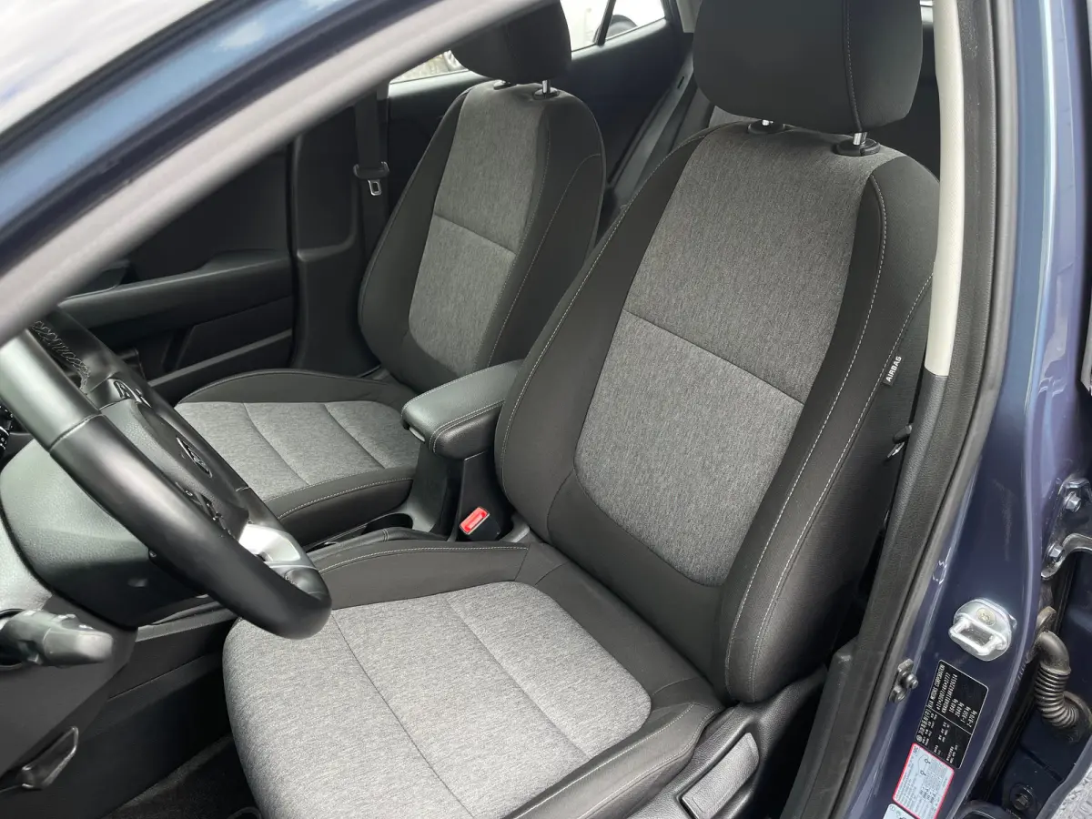1.0 T-GDi Dynamic-line 100PK CRUISE CONTROL| CAMERA ACHTER| PARKEERSENSOR ACHTER| APPLE CARPLAY/ANDROID AUTO| DAB