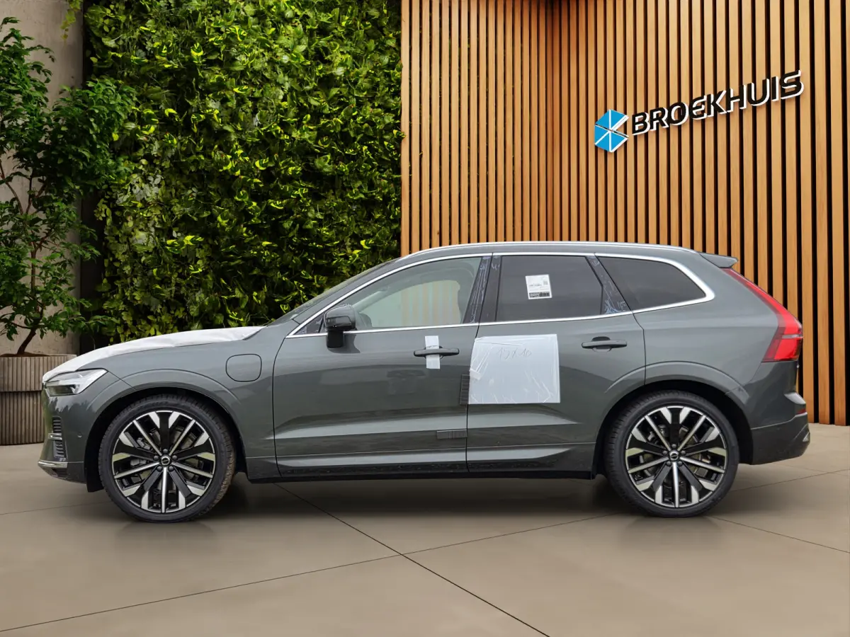 2.0 T6 Plug-in hybrid AWD Plus Bright | Luchtvering | Stoelventilatie | Pano | 360 Cam | HUD