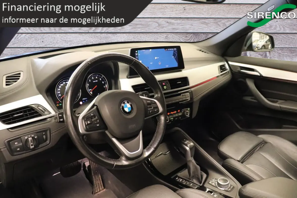 xDrive25e High Executive | full led | panodak | trekhaak | stoel + stuur verwarming | hud | dab | leder sportzetels | phev |