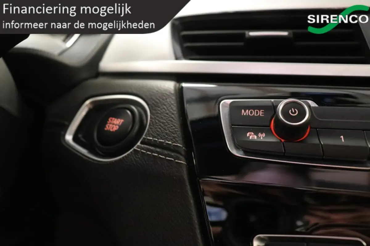 xDrive25e High Executive | full led | panodak | trekhaak | stoel + stuur verwarming | hud | dab | leder sportzetels | phev |