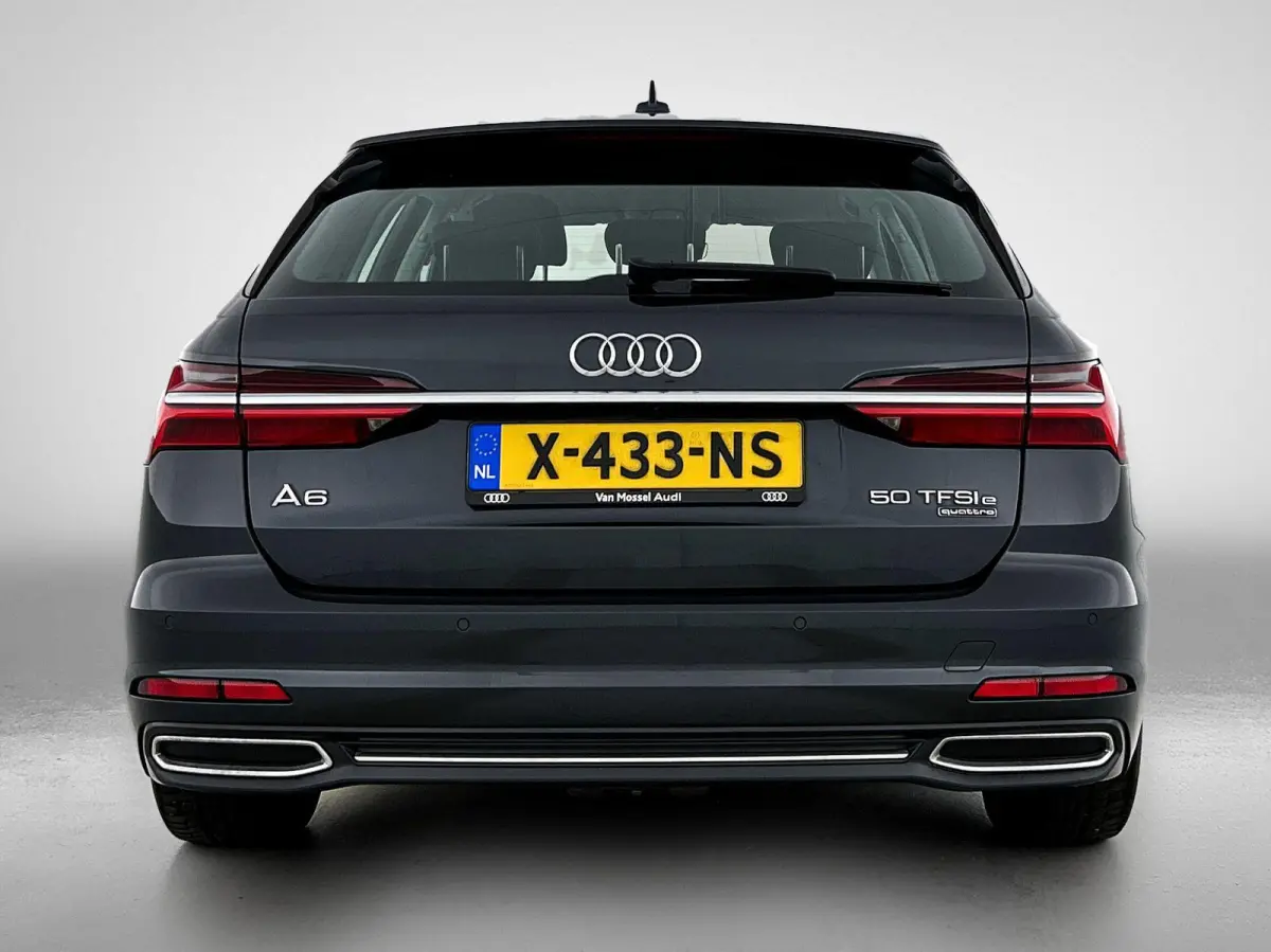 50 TFSI e quattro Advanced edition | Cruise control | Climate control | Navigatie | Elektr. verstelbare bestuurdersstoel met geheugen | Smartphone interface | Alarm Klasse III | Ledkoplampen