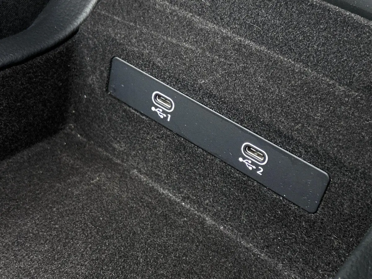 50 TFSI e quattro Advanced edition | Cruise control | Climate control | Navigatie | Elektr. verstelbare bestuurdersstoel met geheugen | Smartphone interface | Alarm Klasse III | Ledkoplampen