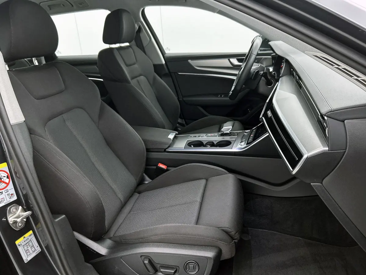 50 TFSI e quattro Advanced edition | Cruise control | Climate control | Navigatie | Elektr. verstelbare bestuurdersstoel met geheugen | Smartphone interface | Alarm Klasse III | Ledkoplampen