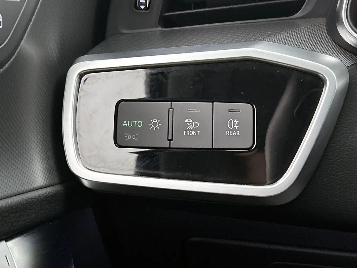 50 TFSI e quattro Advanced edition | Cruise control | Climate control | Navigatie | Elektr. verstelbare bestuurdersstoel met geheugen | Smartphone interface | Alarm Klasse III | Ledkoplampen