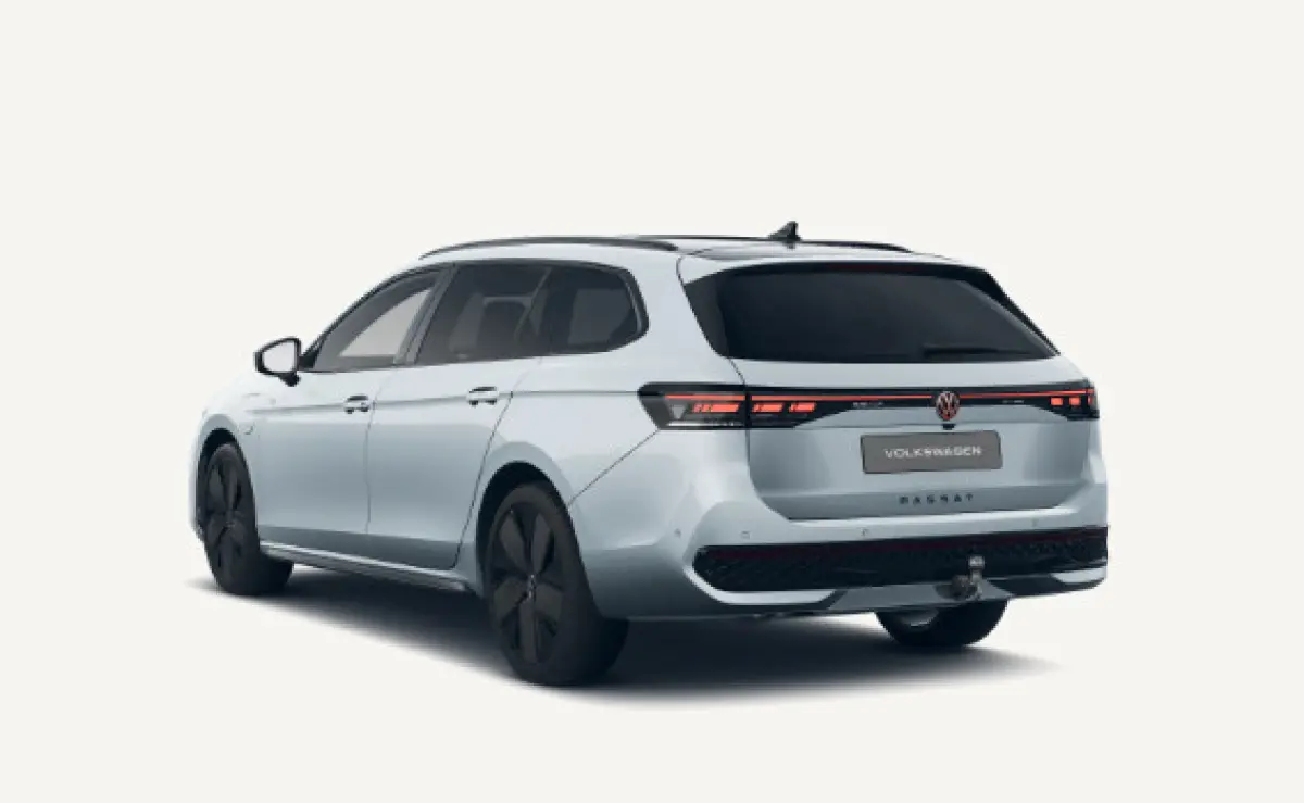 1.5 eHybrid R-Line Edition 272 PK Plug in hybride | #AD | Trekhaak | 2000 kg trekgewicht | Black Style plus | Harman Kardon geluidssysteem | 360 Camera | Dodehoeksensoren | Alcantara dakheme