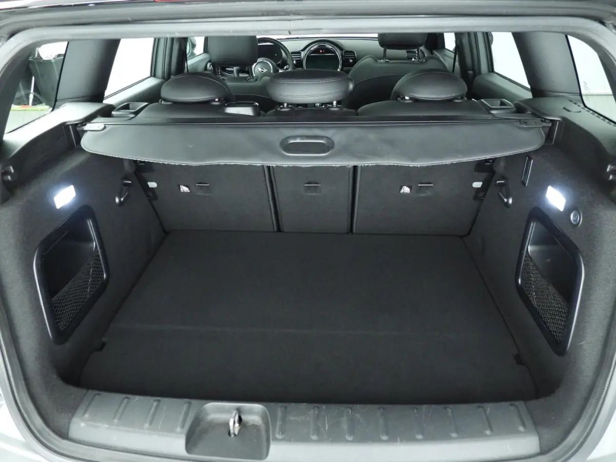 1.5 Cooper | LED | Leder | Navigatie | Panoramadak | Sportstoelen | Stoelverwarming | DAB | Alu 17 inch