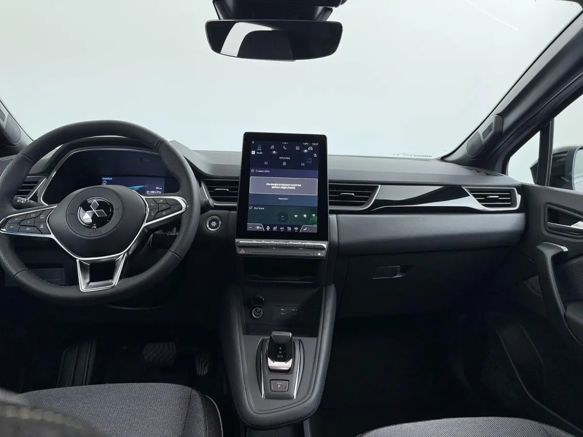 1.8 HEV Intense+ | €3.000 Korting | Adaptieve cruise | Stoel/Stuur en vooruit verwarming | MI-PILOT | Sfeerverlichting | 18-inch lichtmetalen velgen | LED-koplampen | Apple carplay/Android