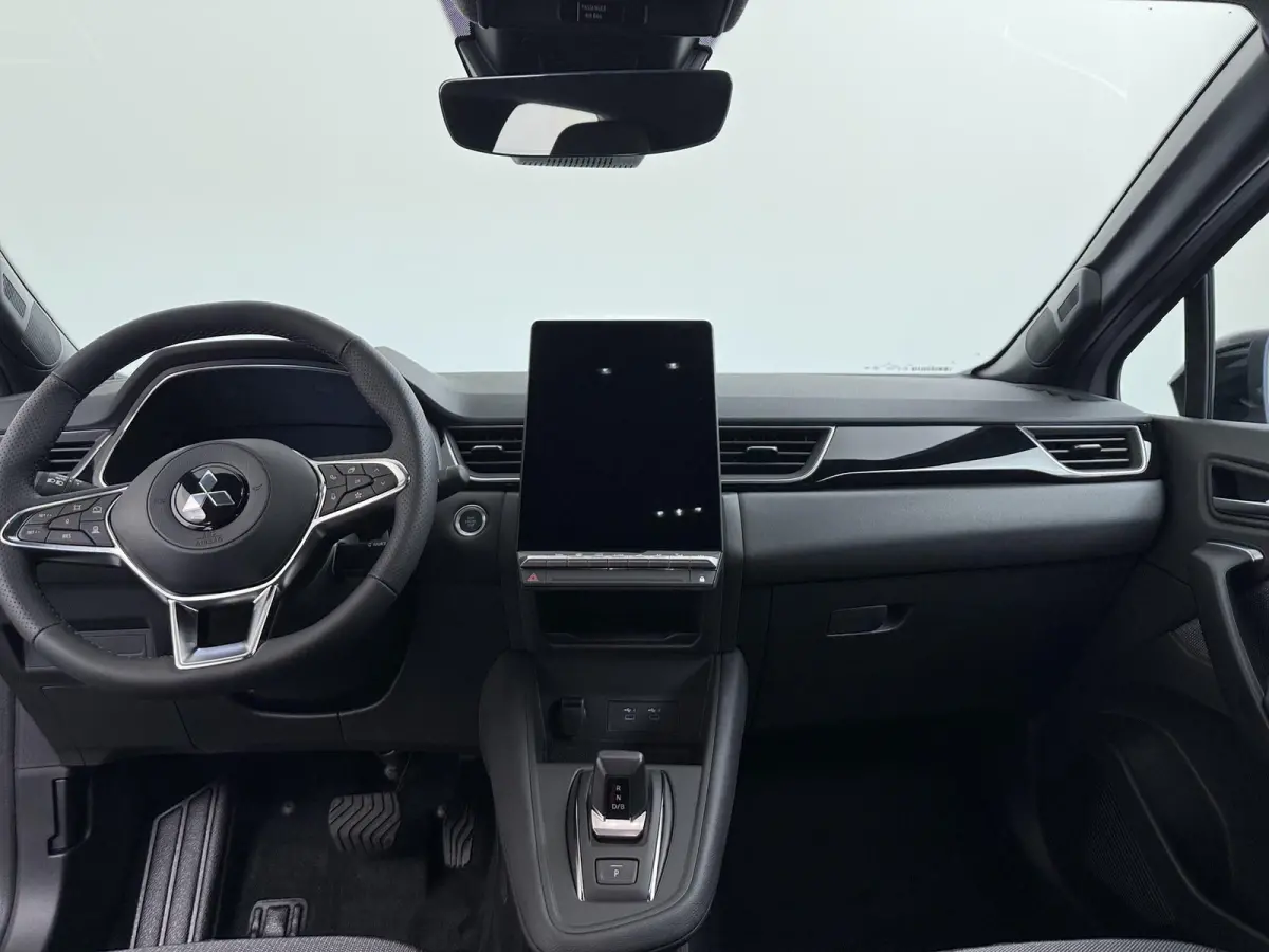 1.8 HEV Intense+ | €3.000 Korting | Adaptieve cruise | Stoel/Stuur en vooruit verwarming | MI-PILOT | Sfeerverlichting | 18-inch lichtmetalen velgen | LED-koplampen | Apple carplay/Android