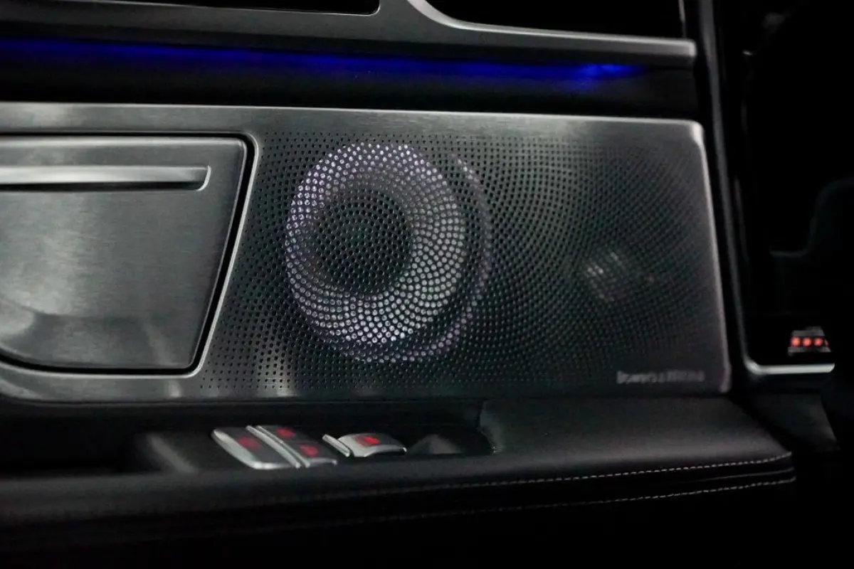 745e High Executive / M-Sport / Schuifdak / Massage / Co-Pilot / Bowers&Wilkins / Alcantara Hemel / Laser