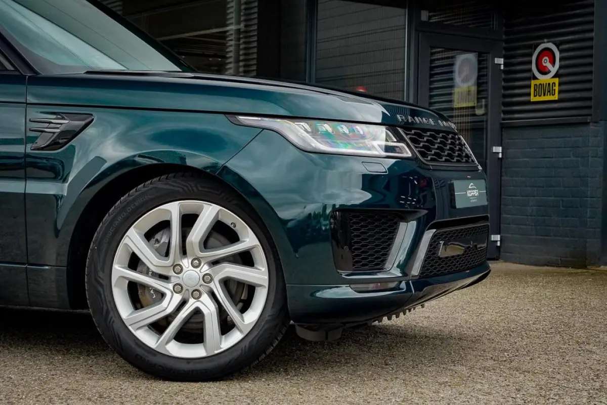 2.0 P400e HSE Dynamic / SVO British Racing Green / Pano / Drive Pro / Trekhaak / Incl BTW