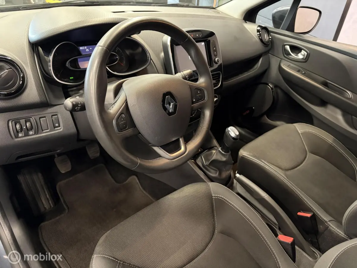 0.9 TCe Zen NAVI / CLIMA / CRUISE / LMV /