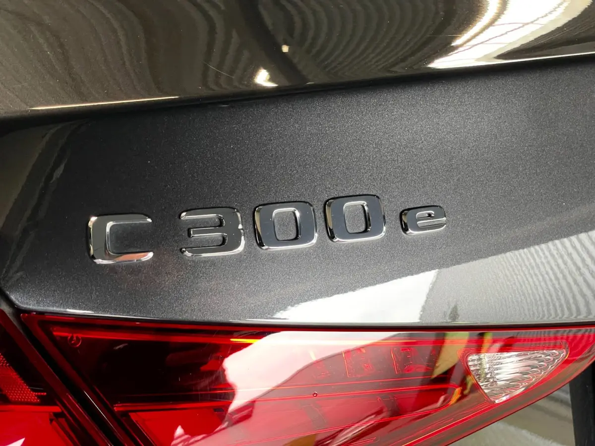 300 e AMG-LINE PANO Burmester 313 PK