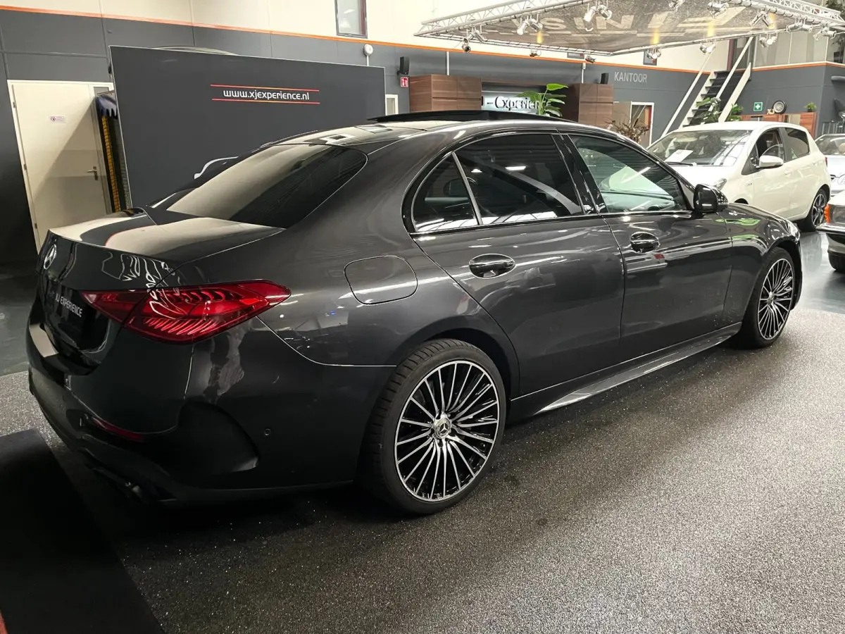 300 e AMG-LINE PANO Burmester 313 PK