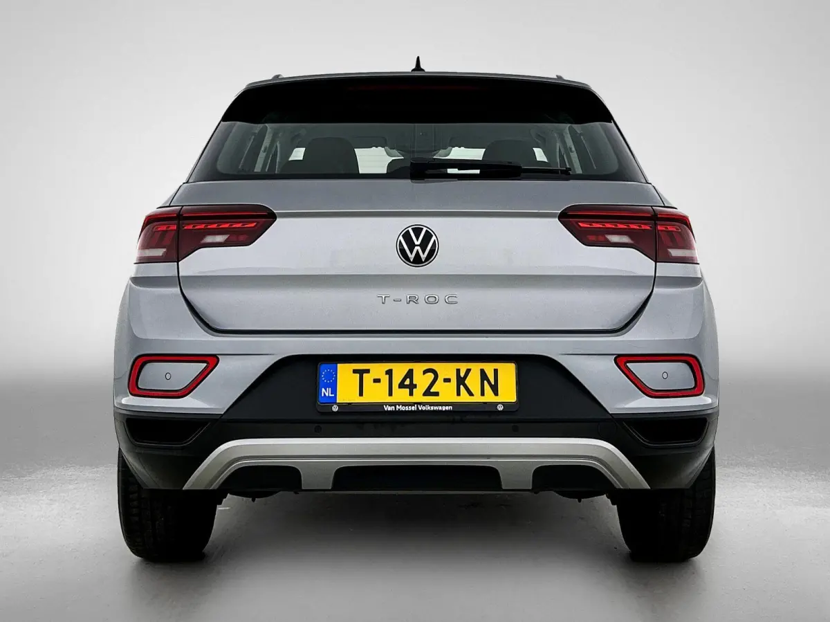 1.0 TSI Life | 110 PK | | Airco | Adaptive Cruise Control | Lane Assist | Parkeersensoren | Apple Carplay / Android Auto |