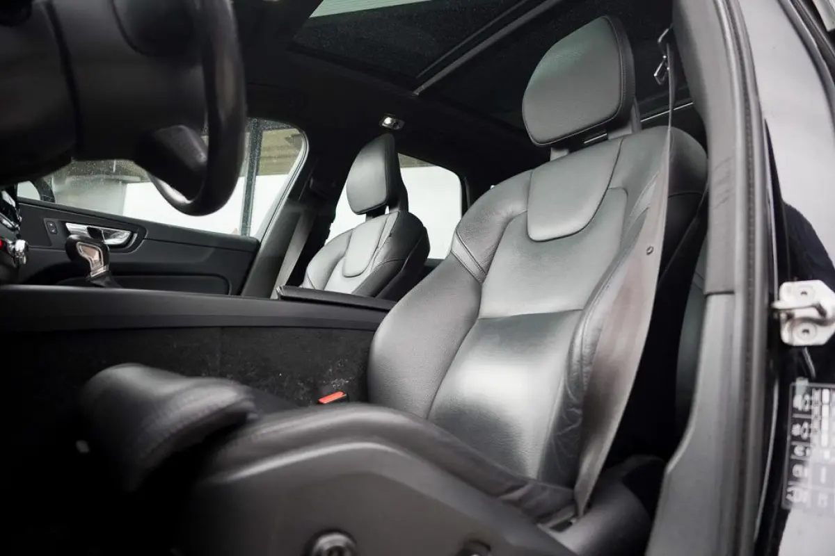 2.0 T5 AWD Inscription / Pano / Adaptive Cruise / Trekhaak