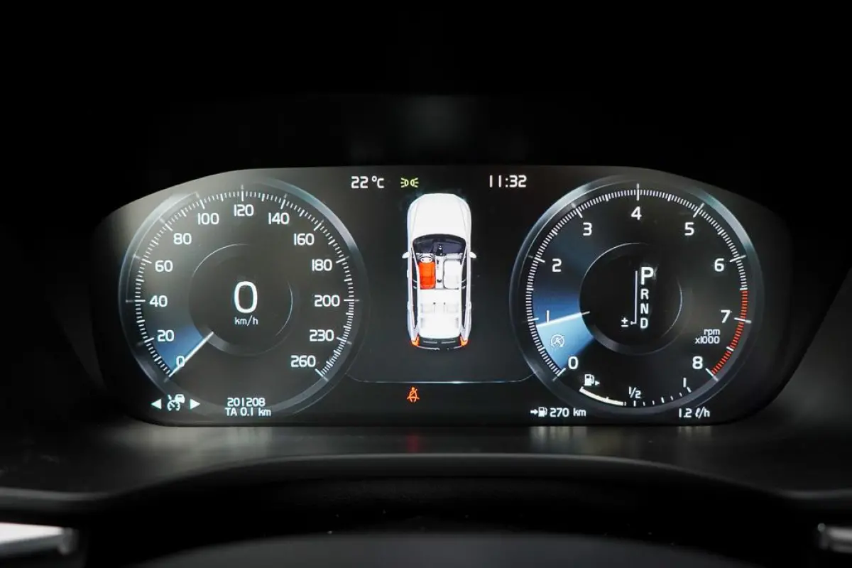 2.0 T5 AWD Inscription / Pano / Adaptive Cruise / Trekhaak