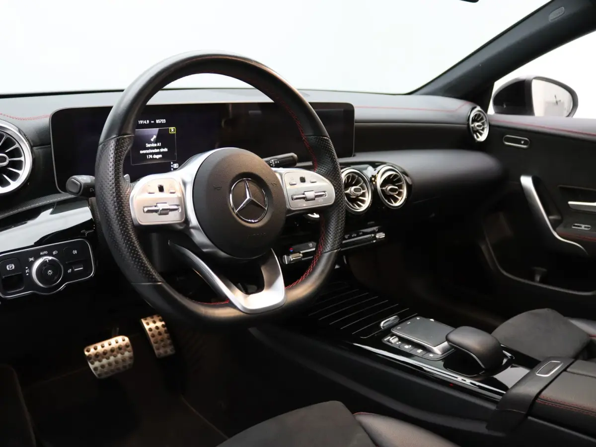 200 Business Solution AMG Burmester | Panoramadak