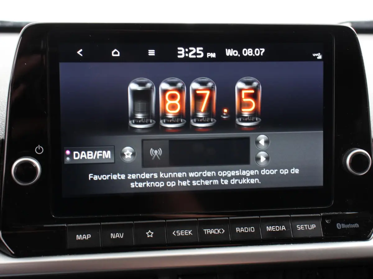 1.0 DPi Dynamic Plusline Navigatie Apple Carplay/Android Auto Camera Parkeer sensoren Climate Control Lichtmetalen Velgen Cruise Control Parkeer sensoren Extra Getint Glas Keyles