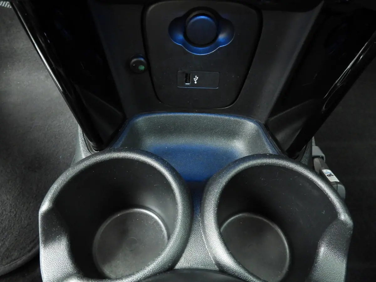 Cooper | LED | Navigatie | Clima | PDC | Cruise controle | DAB | Alu 16 inch
