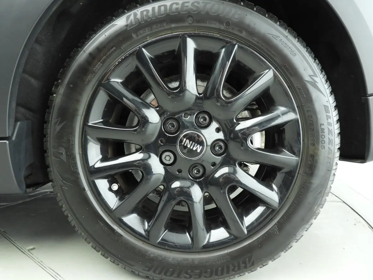Cooper | LED | Navigatie | Clima | PDC | Cruise controle | DAB | Alu 16 inch