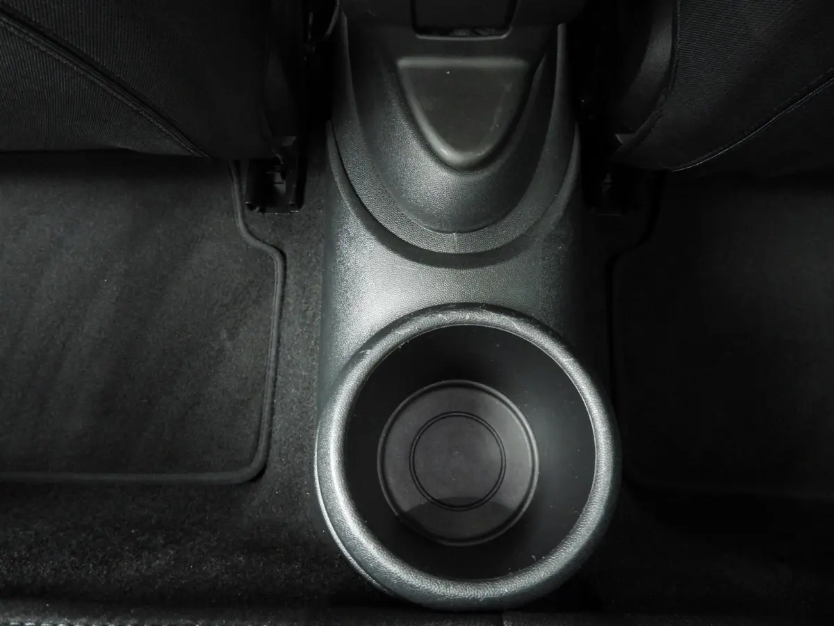 Cooper | LED | Navigatie | Clima | PDC | Cruise controle | DAB | Alu 16 inch