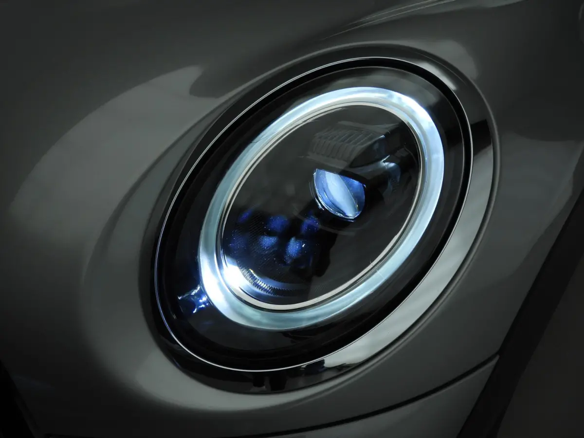 Cooper | LED | Navigatie | Clima | PDC | Cruise controle | DAB | Alu 16 inch