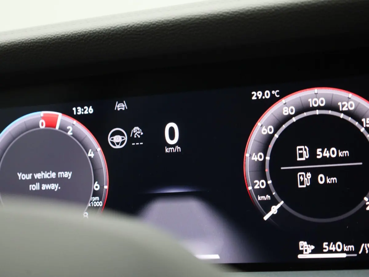 1.5 eHybrid R-Line Edition 204 PK| Origineel Nederlands | Panoramadak | Navigatie | Achteruitrijcamera | Dodehoekdetectie | Achterklep Elektrisch