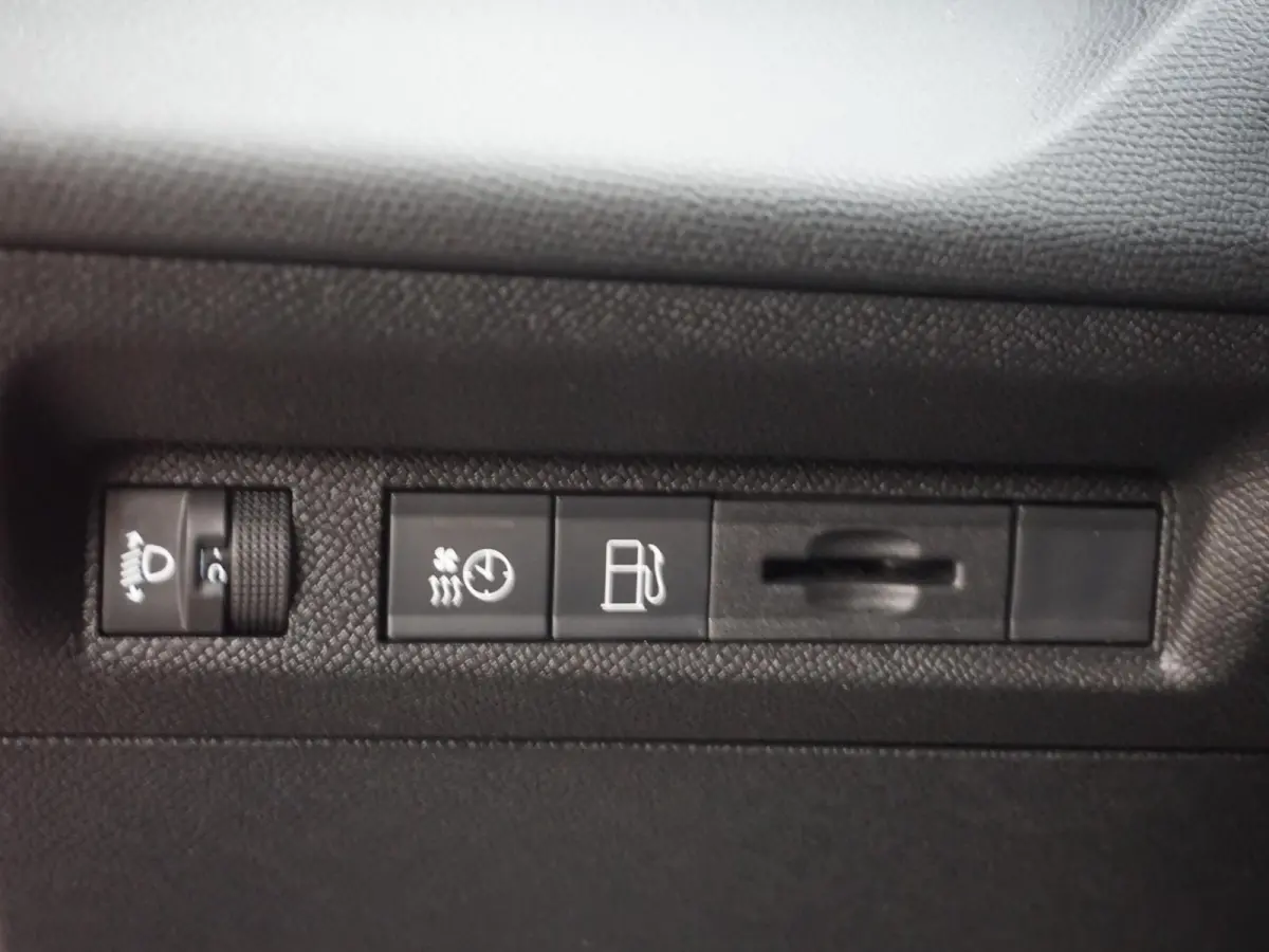1.6 HYbrid 180 Allure Pack Business | TREKHAAK | AUTOMAAT |