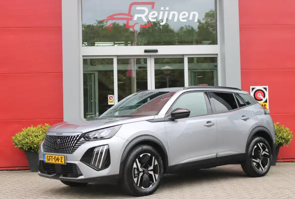 1.2 100PK ALLURE | ACHTERUITRIJ CAMERA | NAVIGATIE | DRAADLOZE APPLE CARPLAY/ANDROID AUTO | PARKEERSENSOREN VOOR + ACHTER | CRUISE CONTROL | DAB+ RADIO | CLIMATE CONTROL | 17" LICHTMETALEN V
