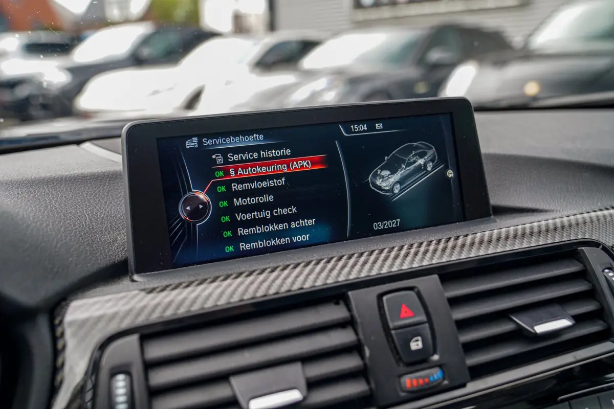 M3 | Carbon Dak | Origineel NL | BMW LED | M Drivers Package | Camera | 100% onderhouden | Carbon accenten | 431PK |