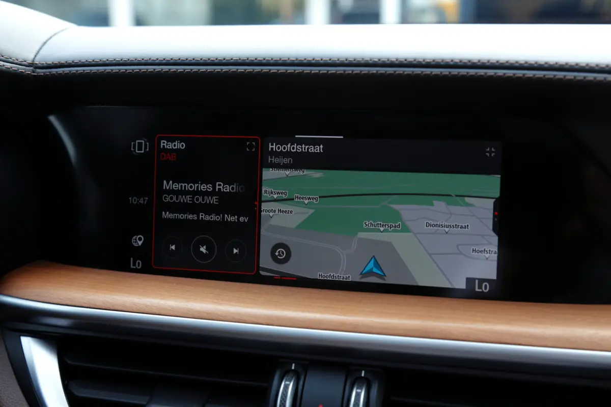 2.0 T 280PK Q4 AWD Ti*Perfect Alfa Onderh.*Pano/ACC met stuurhulp/Leder/Stoelverw./Stuurverw./Apple Carplay-Android/Dodehoek/Rijstrook/Memorie/Keyless Entry+Go/DAB/LED/Camera/Parkeersens.V+A