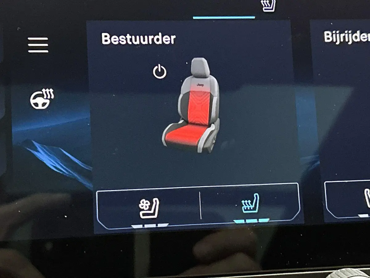 1.2 145pk e-Hybrid Summit Automaat | Schuif-/Kanteldak | Elektrische klep | Navigatie | Adaptieve Cruise control | 360 Camera | Elektrisch verstelb. Bestuurdersstoel | Stoelverwarming/Verkoe