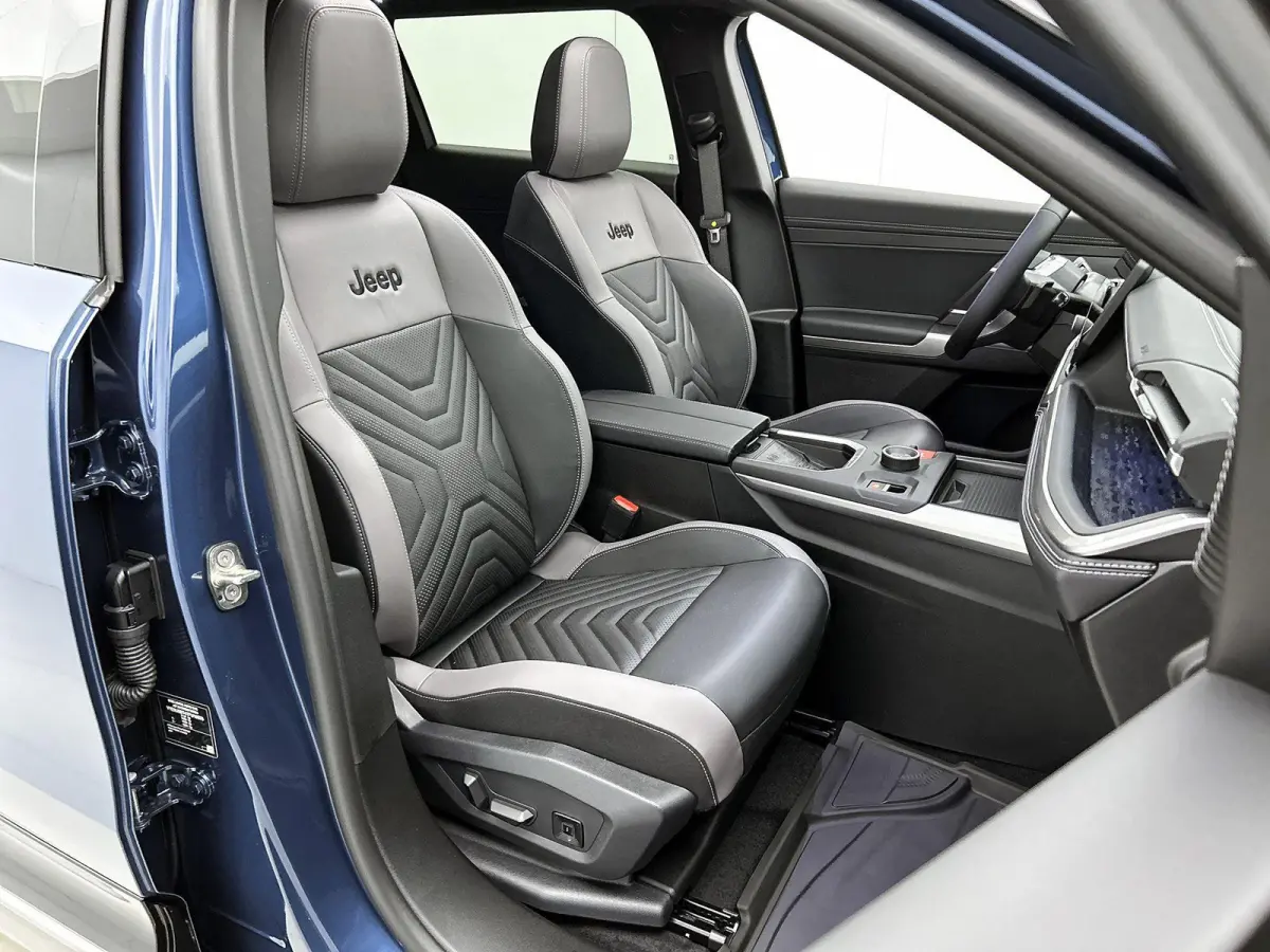 1.2 145pk e-Hybrid Summit Automaat | Schuif-/Kanteldak | Elektrische klep | Navigatie | Adaptieve Cruise control | 360 Camera | Elektrisch verstelb. Bestuurdersstoel | Stoelverwarming/Verkoe