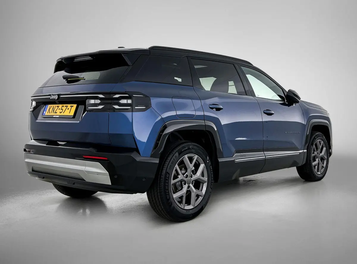 1.2 145pk e-Hybrid Summit Automaat | Schuif-/Kanteldak | Elektrische klep | Navigatie | Adaptieve Cruise control | 360 Camera | Elektrisch verstelb. Bestuurdersstoel | Stoelverwarming/Verkoe