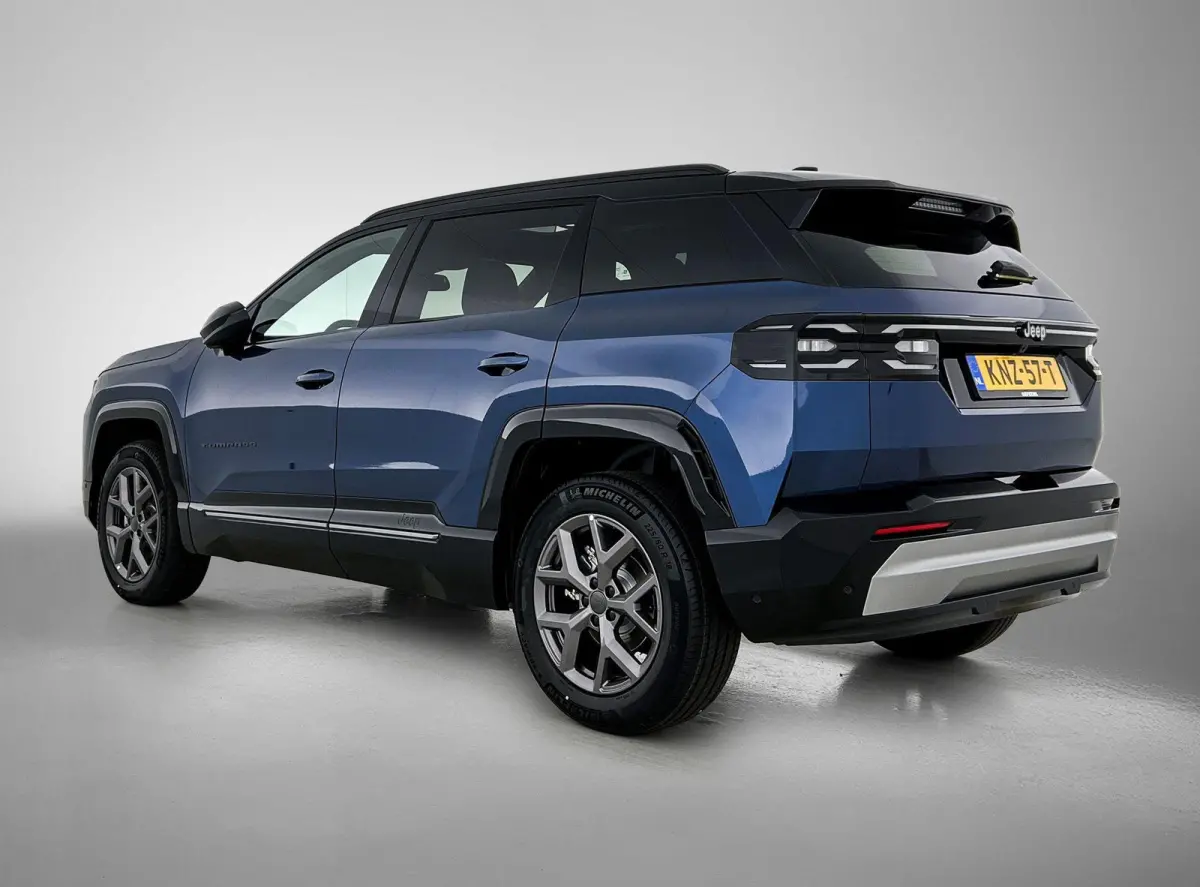 1.2 145pk e-Hybrid Summit Automaat | Schuif-/Kanteldak | Elektrische klep | Navigatie | Adaptieve Cruise control | 360 Camera | Elektrisch verstelb. Bestuurdersstoel | Stoelverwarming/Verkoe