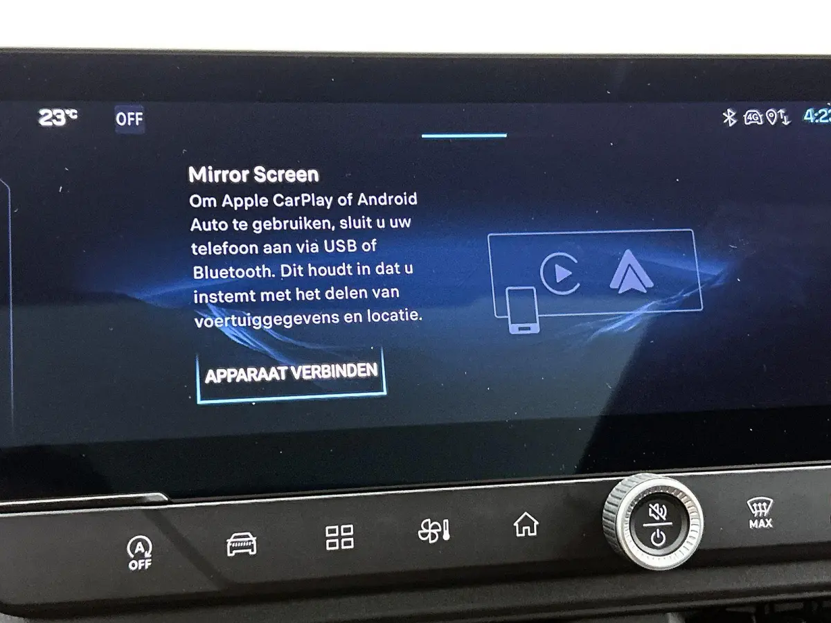 1.2 145pk e-Hybrid Summit Automaat | Schuif-/Kanteldak | Elektrische klep | Navigatie | Adaptieve Cruise control | 360 Camera | Elektrisch verstelb. Bestuurdersstoel | Stoelverwarming/Verkoe