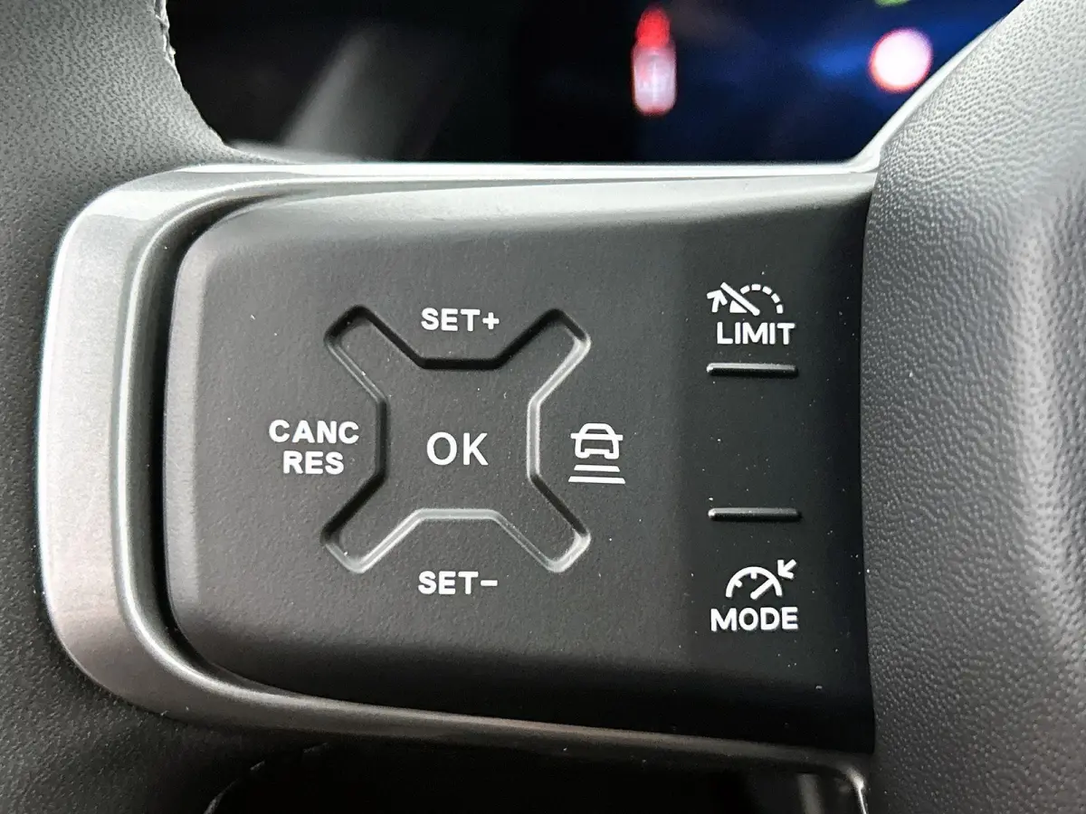 1.2 145pk e-Hybrid Summit Automaat | Schuif-/Kanteldak | Elektrische klep | Navigatie | Adaptieve Cruise control | 360 Camera | Elektrisch verstelb. Bestuurdersstoel | Stoelverwarming/Verkoe