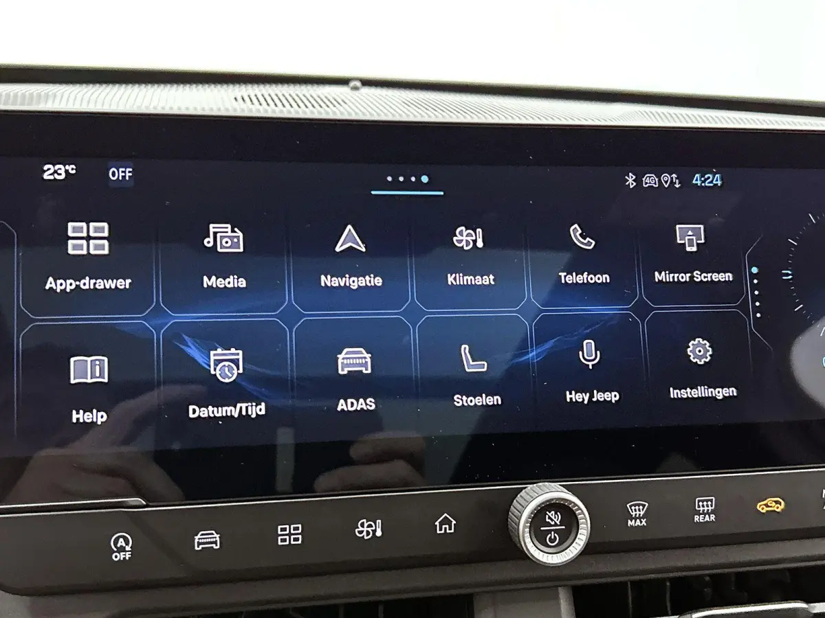 1.2 145pk e-Hybrid Summit Automaat | Schuif-/Kanteldak | Elektrische klep | Navigatie | Adaptieve Cruise control | 360 Camera | Elektrisch verstelb. Bestuurdersstoel | Stoelverwarming/Verkoe
