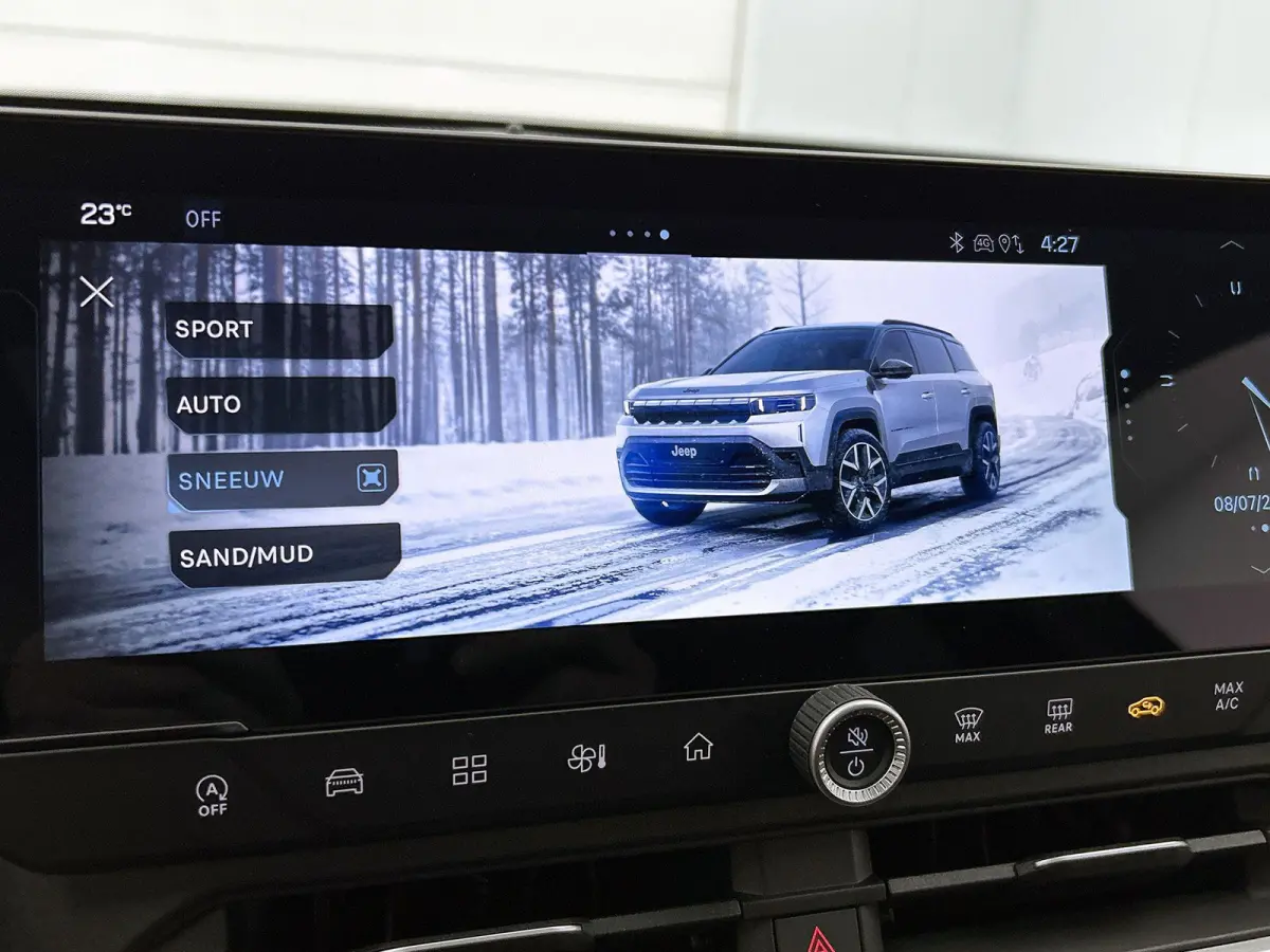 1.2 145pk e-Hybrid Summit Automaat | Schuif-/Kanteldak | Elektrische klep | Navigatie | Adaptieve Cruise control | 360 Camera | Elektrisch verstelb. Bestuurdersstoel | Stoelverwarming/Verkoe