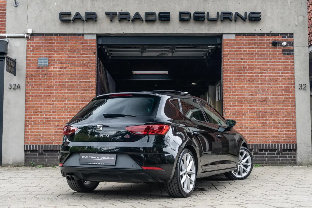 1.8 TSI FR Pano / Camera / Navi
