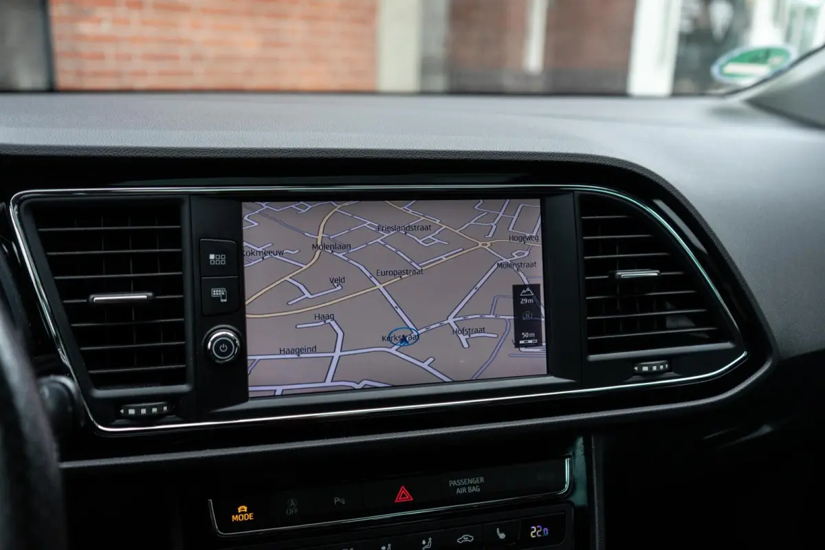 1.8 TSI FR Pano / Camera / Navi