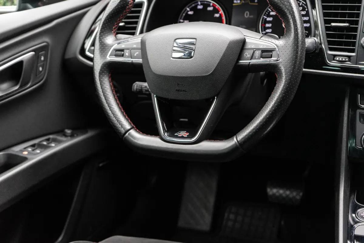 1.8 TSI FR Pano / Camera / Navi