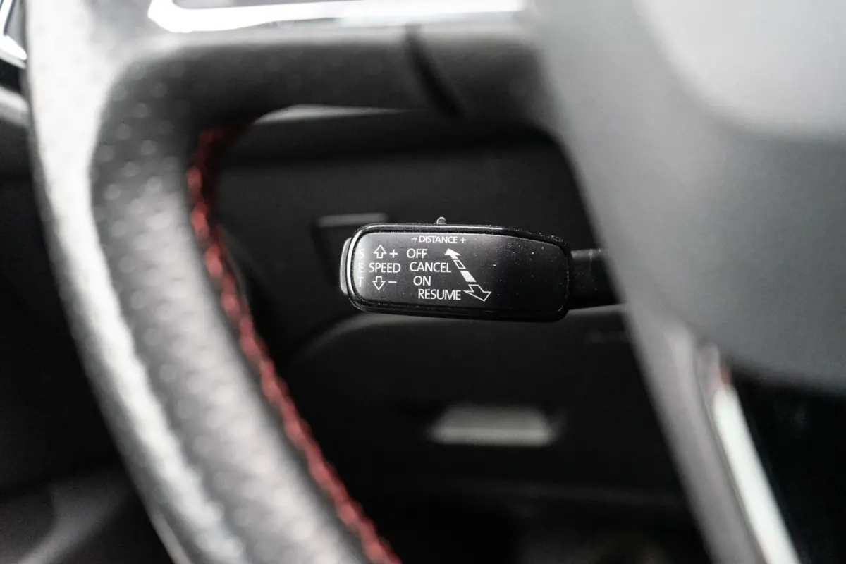 1.8 TSI FR Pano / Camera / Navi