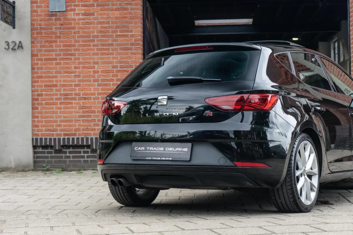 1.8 TSI FR Pano / Camera / Navi