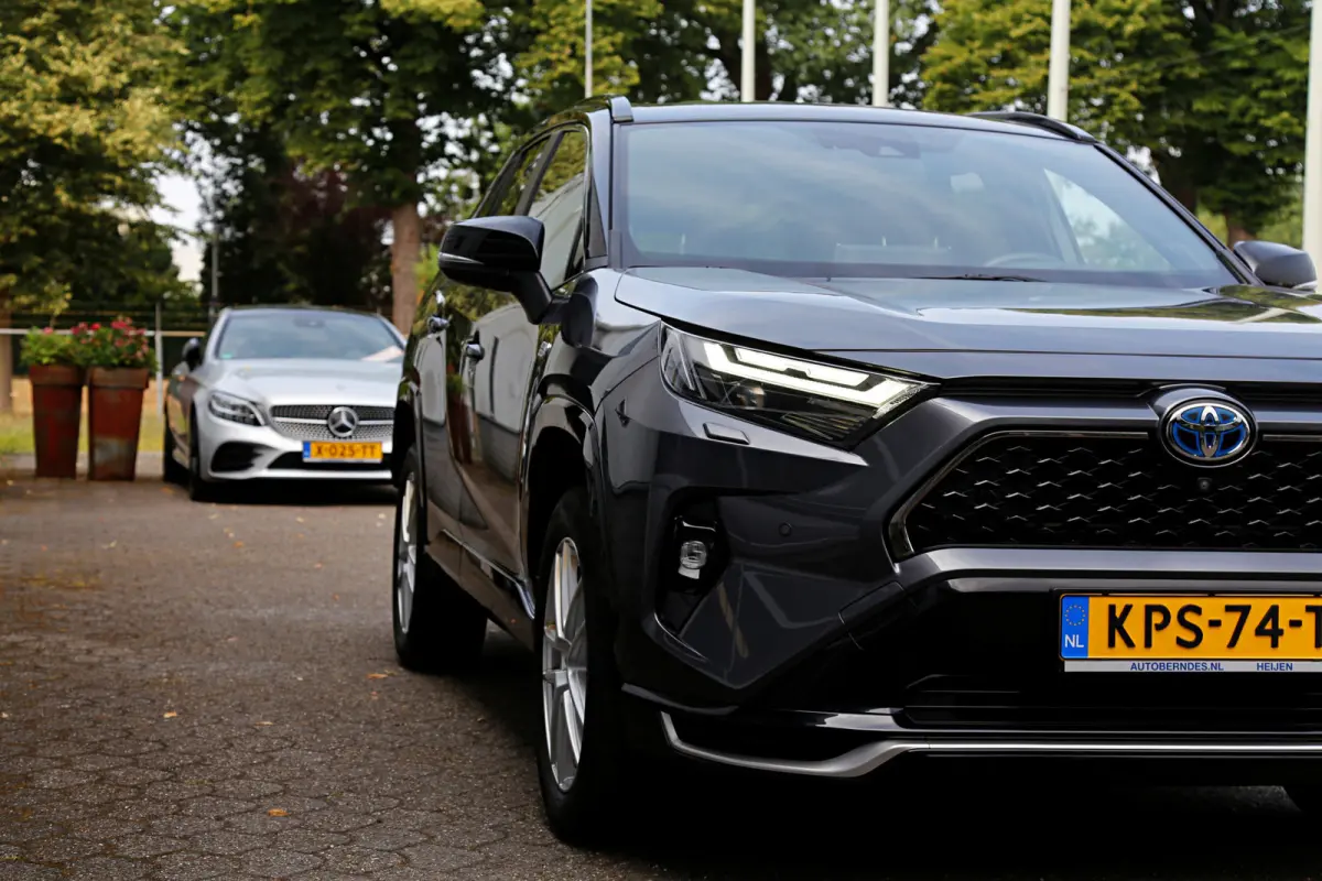 2.5 Plug-in Hybrid AWD 306PK*Toyota Fabrieksg.t/m03-2032*Trekhaak 1500KG/360Camera/HUD/JBL/Apple Carplay-Android/Navi/Stoelverw.V+A/Stuurverw./Keyless Entry+Go/Dodehoek*