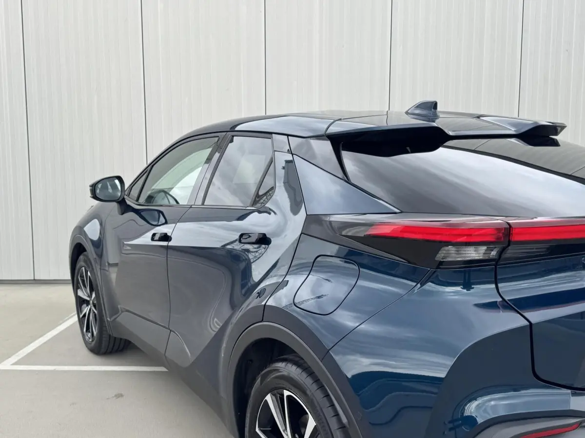 2.0 Plug-in Hybrid 220 First Edition|NL-Auto
