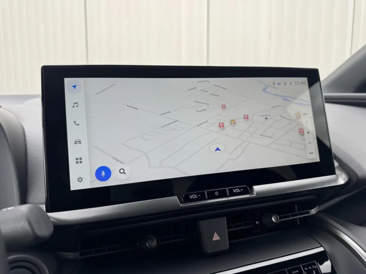 2.0 Plug-in Hybrid 220 First Edition|NL-Auto
