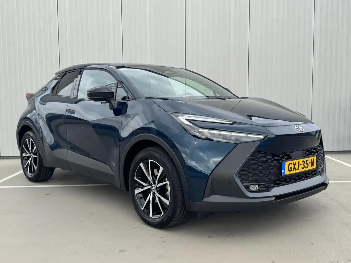 2.0 Plug-in Hybrid 220 First Edition|NL-Auto