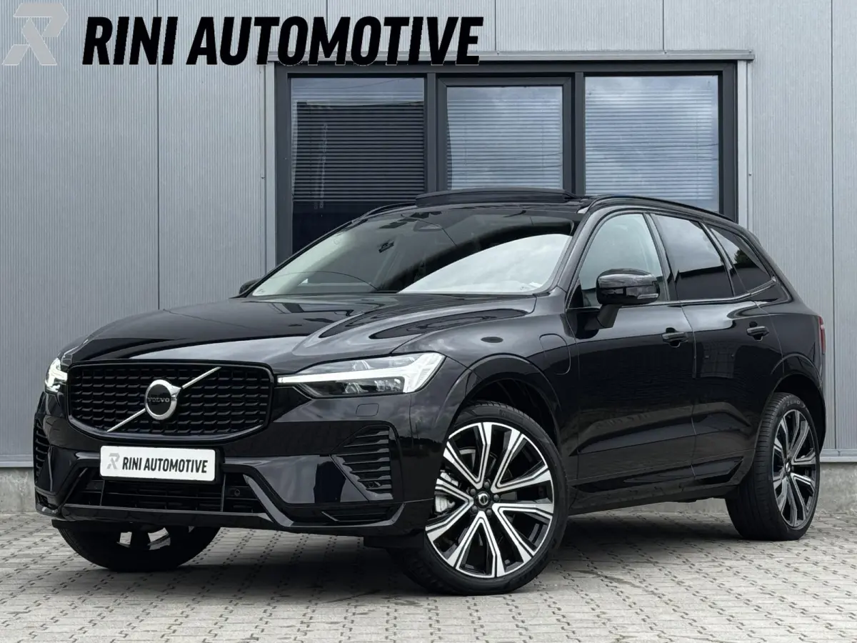 2.0 T6 Plug-in hybrid AWD Plus Dark 349 PK | Long range | Trekhaak | Panorama | Vol Leder | 21 Inch | 2 fase laden | Verwarmingspakket